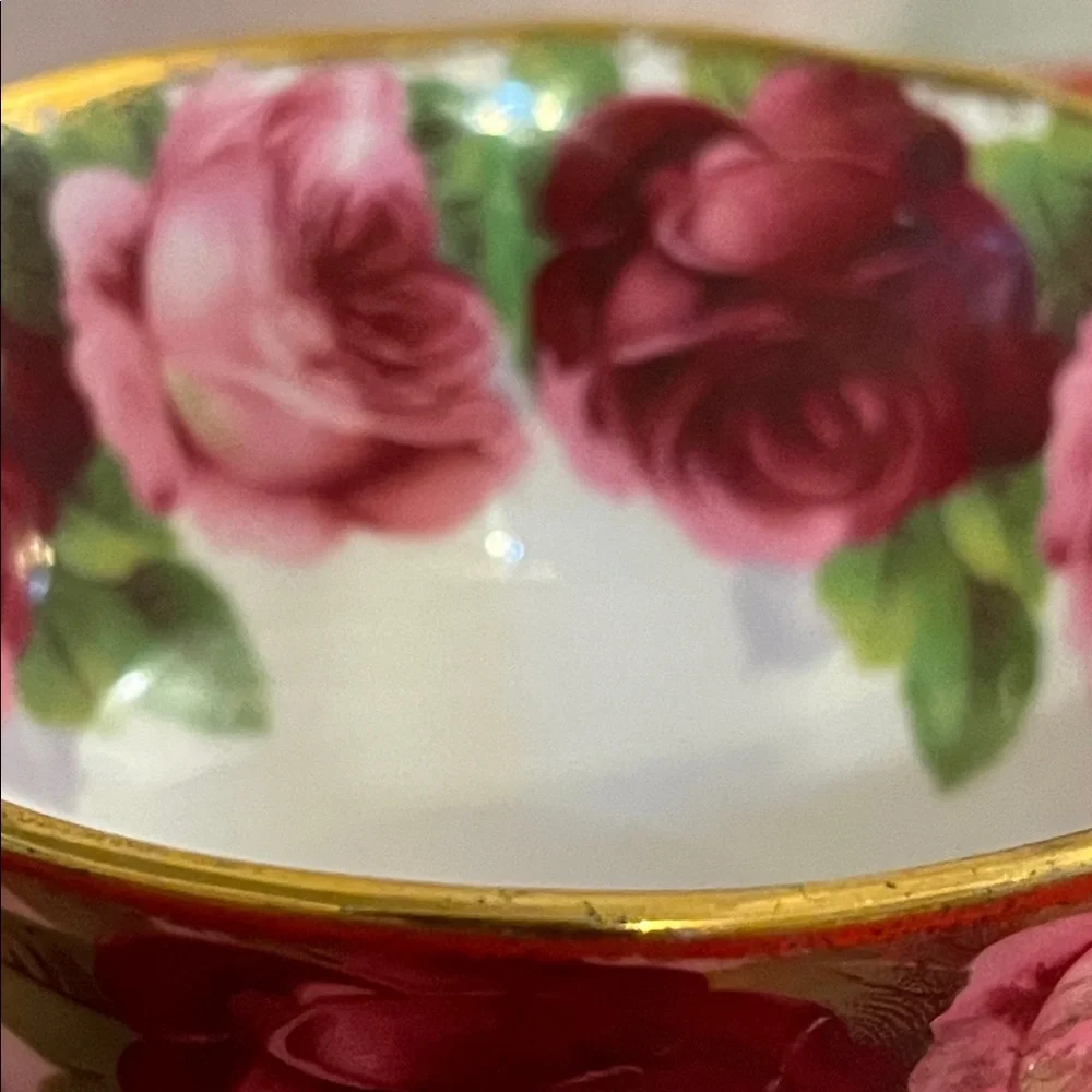 Vintage Royal Albert Crown England Old English Rose Heavy Gold Open Sugar Bowl